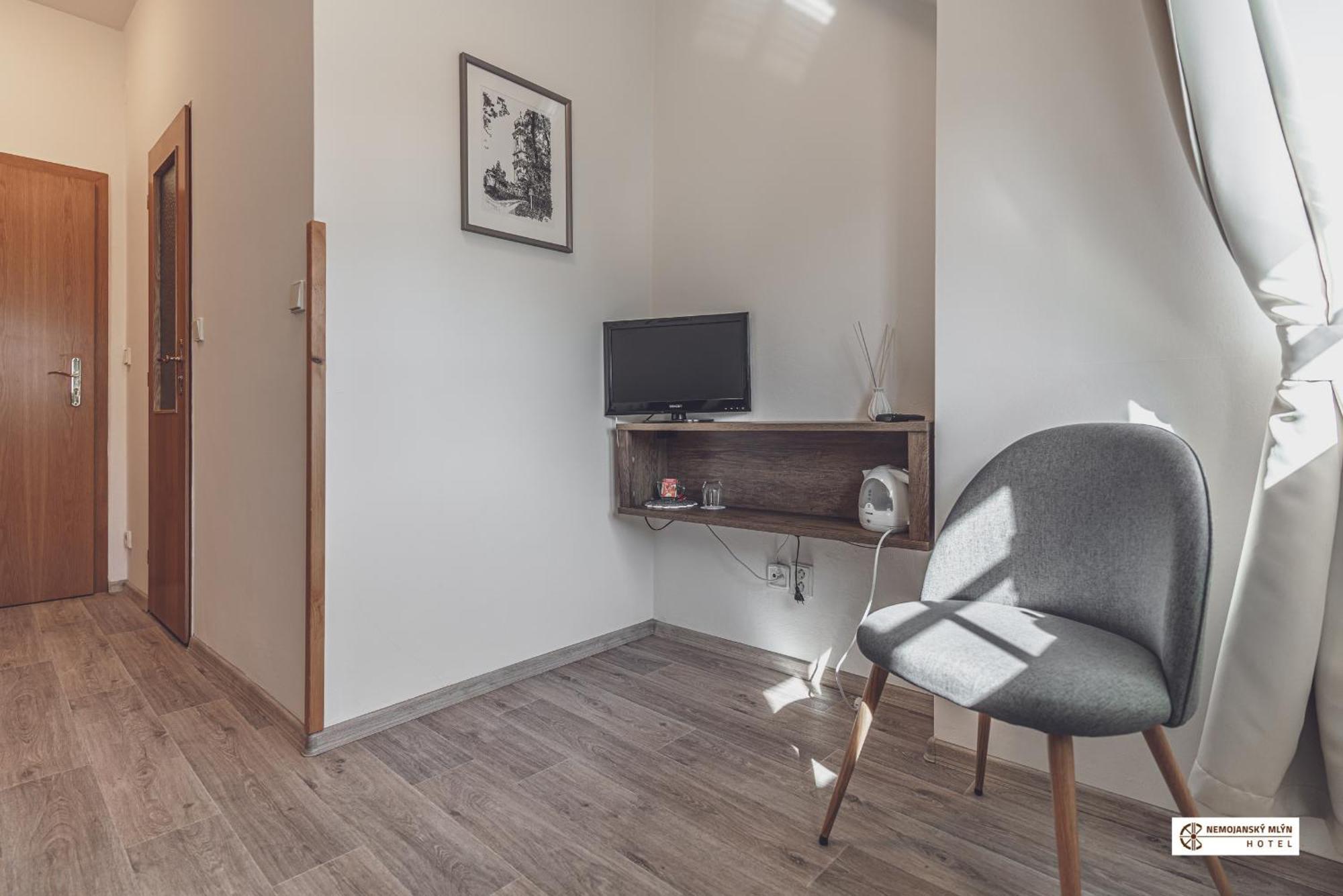 Hotel Nemojansky Mlyn Nemojany Luaran gambar