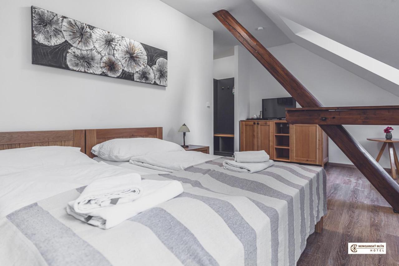 Hotel Nemojansky Mlyn Nemojany Luaran gambar