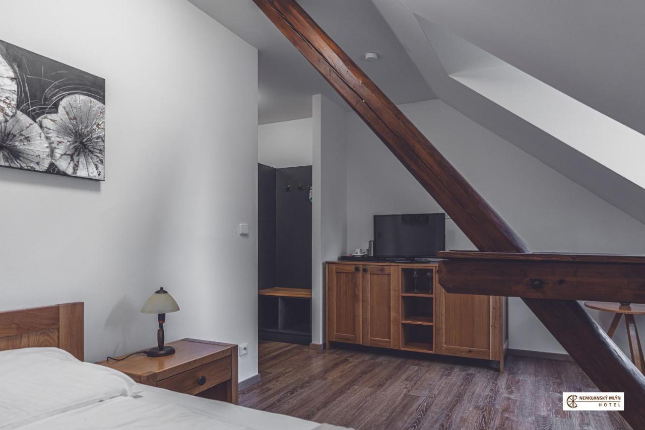 Hotel Nemojansky Mlyn Nemojany Luaran gambar