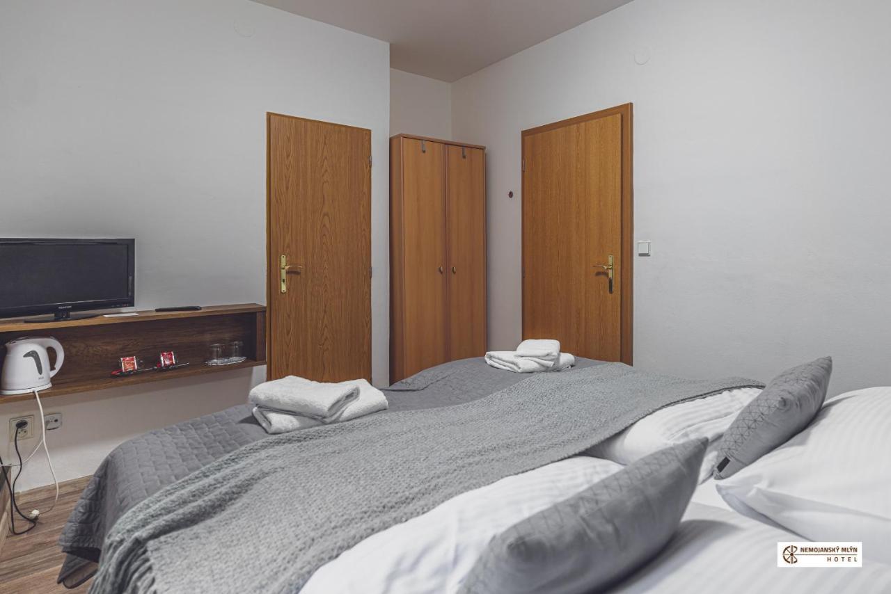 Hotel Nemojansky Mlyn Nemojany Luaran gambar