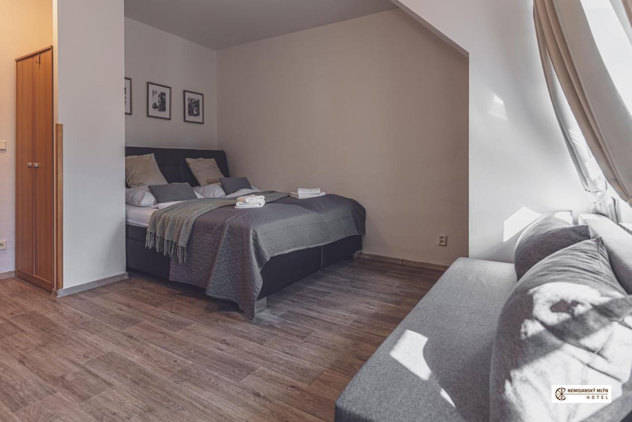 Hotel Nemojansky Mlyn Nemojany Luaran gambar