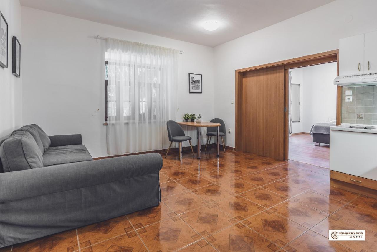 Hotel Nemojansky Mlyn Nemojany Luaran gambar